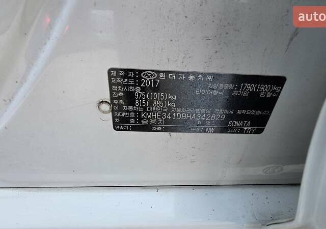 Білий Хендай Соната, об'ємом двигуна 2 л та пробігом 415 тис. км за 9490 $, фото 7 на Automoto.ua