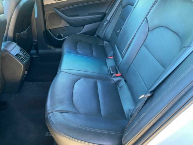 Хендай Соната 2017 в Одессе на Automoto.ua Белый Хендай Соната, объемом двигателя 2.4 л и пробегом 64 тыс. км за 3250 $, фото 11 на Automoto.ua