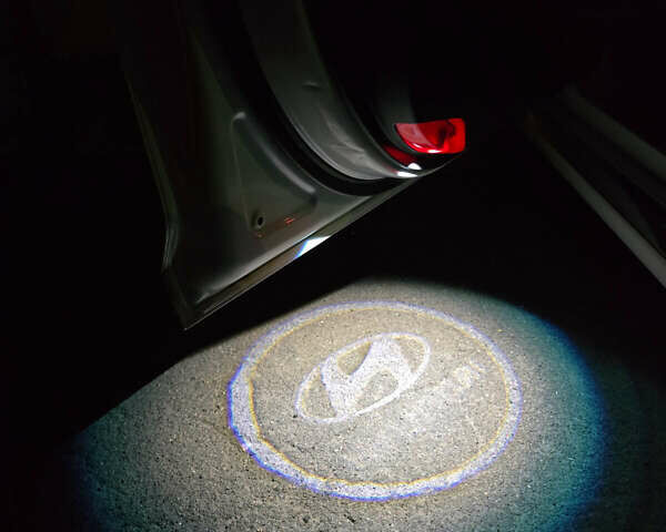 Белый Хендай Соната, объемом двигателя 2.36 л и пробегом 127 тыс. км за 10300 $, фото 44 на Automoto.ua