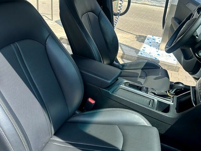 Белый Хендай Соната, объемом двигателя 2 л и пробегом 0 тыс. км за 10500 $, фото 1 на Automoto.ua