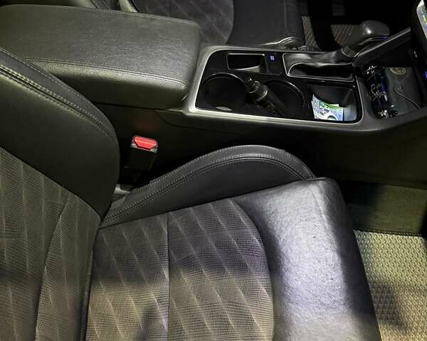 Белый Хендай Соната, объемом двигателя 2.36 л и пробегом 80 тыс. км за 13000 $, фото 20 на Automoto.ua