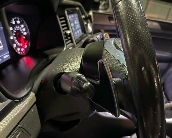 Белый Хендай Соната, объемом двигателя 2.36 л и пробегом 80 тыс. км за 13000 $, фото 41 на Automoto.ua