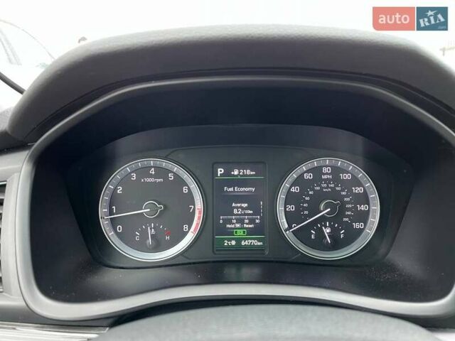 Белый Хендай Соната, объемом двигателя 2.36 л и пробегом 70 тыс. км за 13000 $, фото 9 на Automoto.ua