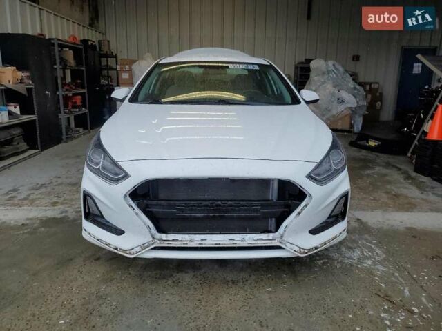 Белый Хендай Соната, объемом двигателя 2.4 л и пробегом 67 тыс. км за 2100 $, фото 4 на Automoto.ua