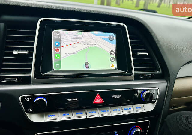 Белый Хендай Соната, объемом двигателя 2.36 л и пробегом 46 тыс. км за 14000 $, фото 17 на Automoto.ua