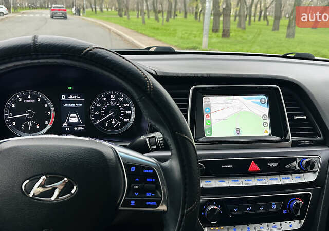 Белый Хендай Соната, объемом двигателя 2.36 л и пробегом 46 тыс. км за 14000 $, фото 11 на Automoto.ua