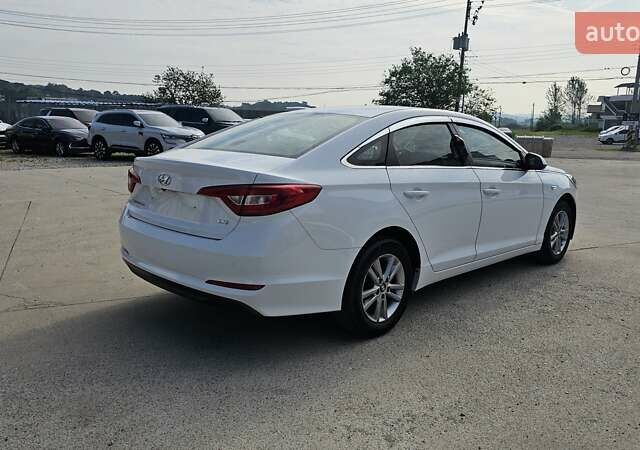 Білий Хендай Соната, об'ємом двигуна 2 л та пробігом 329 тис. км за 10990 $, фото 2 на Automoto.ua