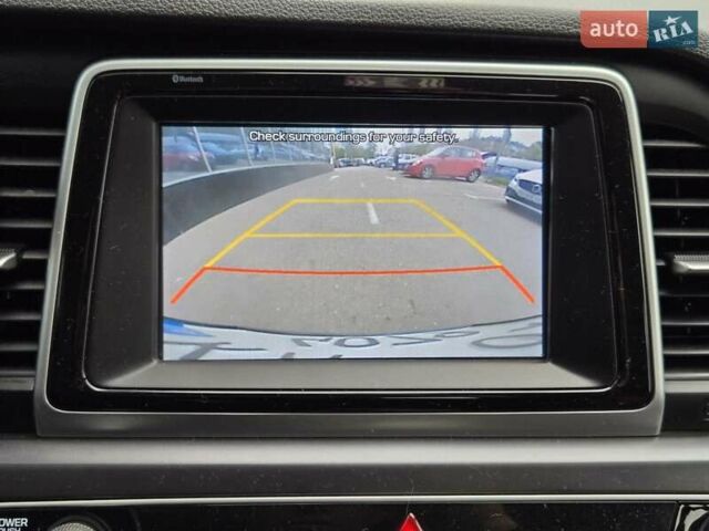 Білий Хендай Соната, об'ємом двигуна 2.4 л та пробігом 195 тис. км за 15900 $, фото 23 на Automoto.ua