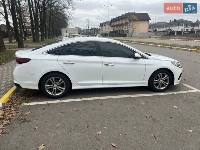 Белый Хендай Соната, объемом двигателя 2.4 л и пробегом 150 тыс. км за 13500 $, фото 10 на Automoto.ua