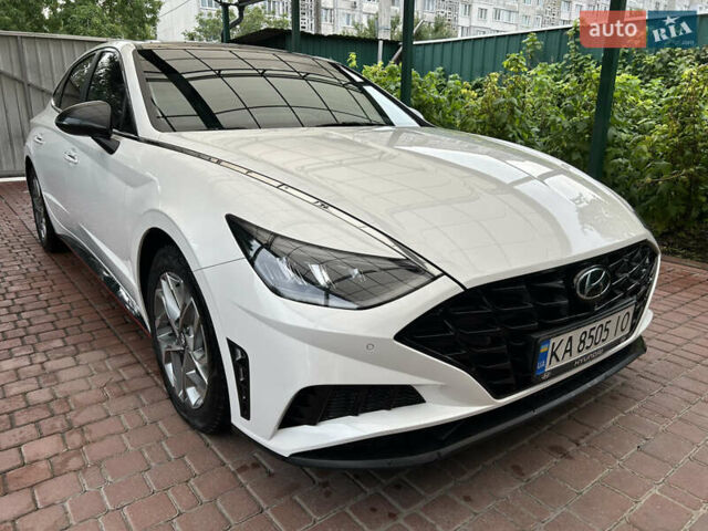 Белый Хендай Соната, объемом двигателя 2.5 л и пробегом 47 тыс. км за 19700 $, фото 11 на Automoto.ua