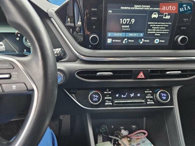 Білий Хендай Соната, об'ємом двигуна 2.5 л та пробігом 49 тис. км за 18599 $, фото 14 на Automoto.ua