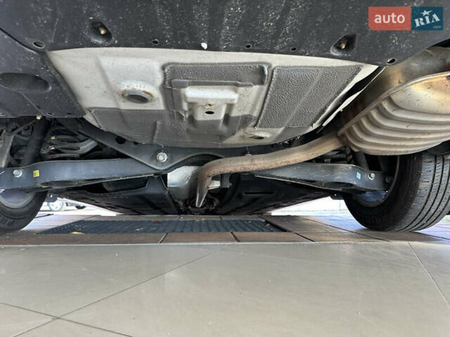 Білий Хендай Соната, об'ємом двигуна 2.5 л та пробігом 62 тис. км за 14500 $, фото 19 на Automoto.ua