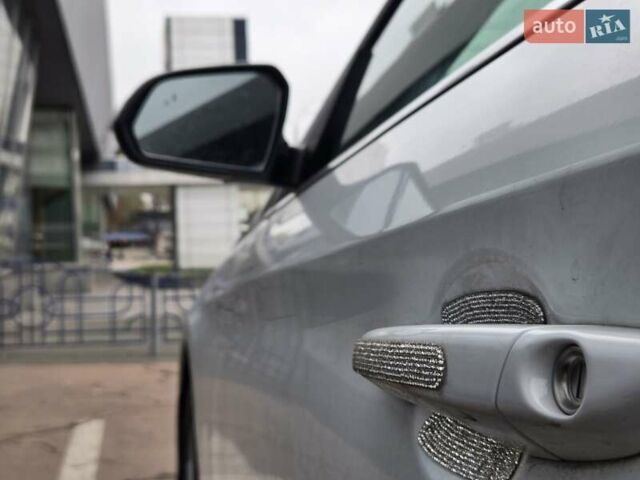 Білий Хендай Соната, об'ємом двигуна 2.4 л та пробігом 195 тис. км за 15900 $, фото 25 на Automoto.ua