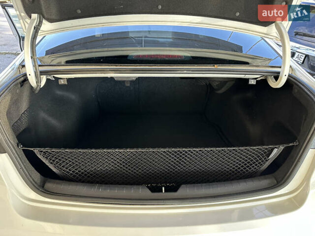 Білий Хендай Соната, об'ємом двигуна 2.5 л та пробігом 62 тис. км за 14500 $, фото 8 на Automoto.ua