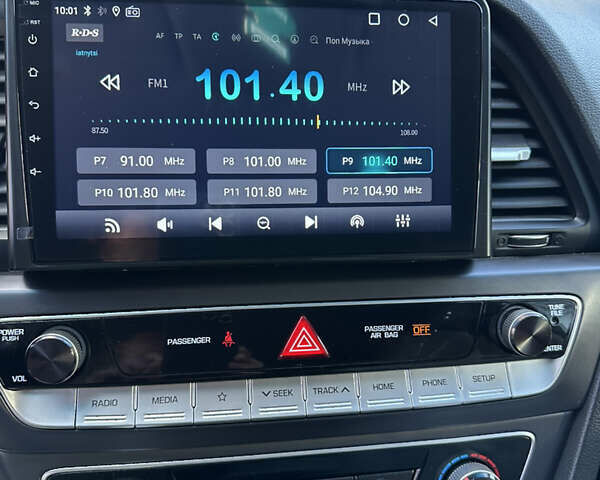 Білий Хендай Соната, об'ємом двигуна 2.5 л та пробігом 62 тис. км за 14500 $, фото 11 на Automoto.ua