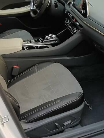 Білий Хендай Соната, об'ємом двигуна 2 л та пробігом 43 тис. км за 23550 $, фото 14 на Automoto.ua