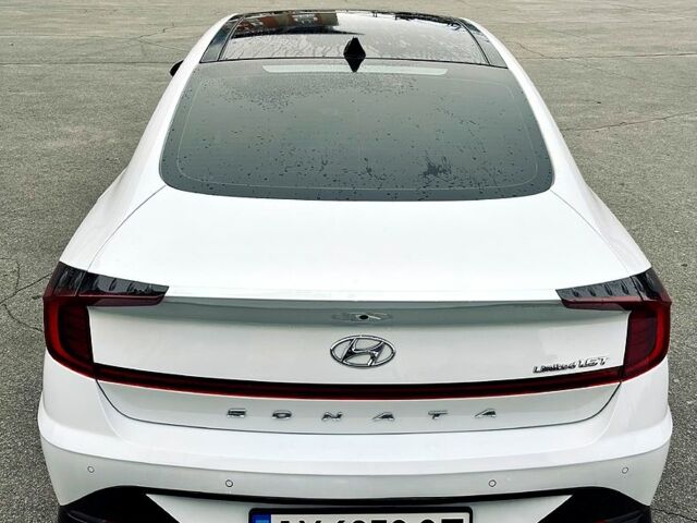 Белый Хендай Соната, объемом двигателя 1.6 л и пробегом 55 тыс. км за 21400 $, фото 9 на Automoto.ua