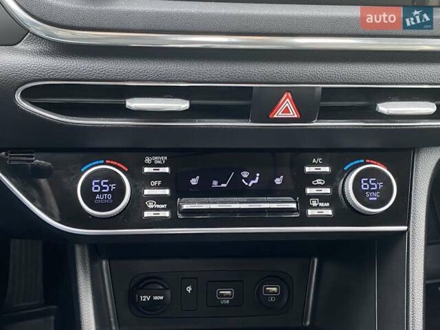 Белый Хендай Соната, объемом двигателя 2 л и пробегом 95 тыс. км за 20900 $, фото 9 на Automoto.ua