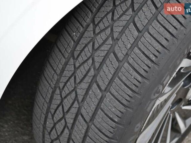 Белый Хендай Соната, объемом двигателя 2 л и пробегом 95 тыс. км за 20900 $, фото 42 на Automoto.ua