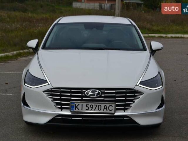 Белый Хендай Соната, объемом двигателя 2 л и пробегом 95 тыс. км за 20900 $, фото 27 на Automoto.ua