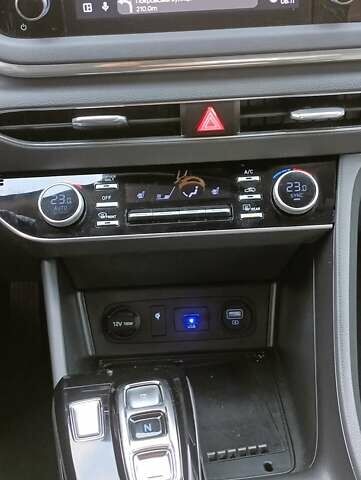 Білий Хендай Соната, об'ємом двигуна 2 л та пробігом 43 тис. км за 23550 $, фото 10 на Automoto.ua