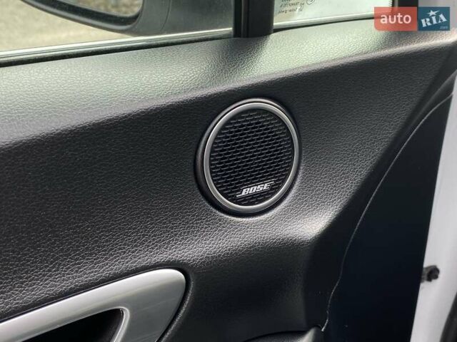 Белый Хендай Соната, объемом двигателя 2 л и пробегом 95 тыс. км за 20900 $, фото 18 на Automoto.ua