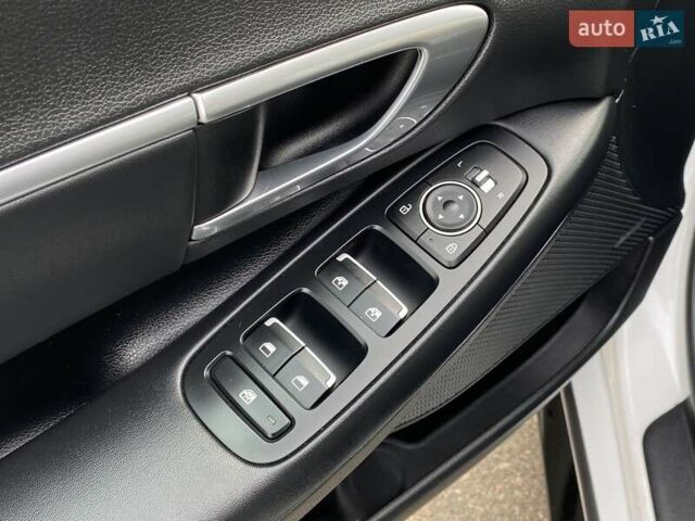 Белый Хендай Соната, объемом двигателя 2 л и пробегом 95 тыс. км за 20900 $, фото 19 на Automoto.ua