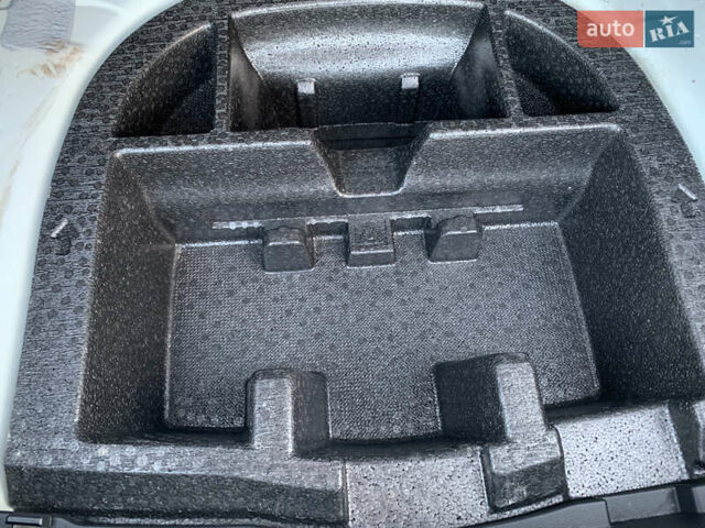 Белый Хендай Соната, объемом двигателя 2 л и пробегом 20 тыс. км за 27800 $, фото 39 на Automoto.ua