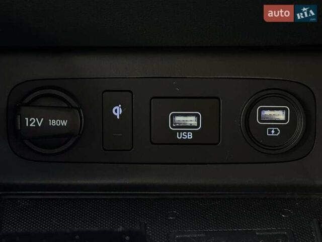 Белый Хендай Соната, объемом двигателя 2 л и пробегом 26 тыс. км за 25000 $, фото 51 на Automoto.ua