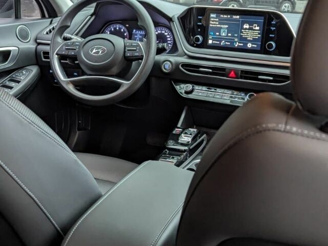 Белый Хендай Соната, объемом двигателя 2 л и пробегом 121 тыс. км за 19900 $, фото 10 на Automoto.ua