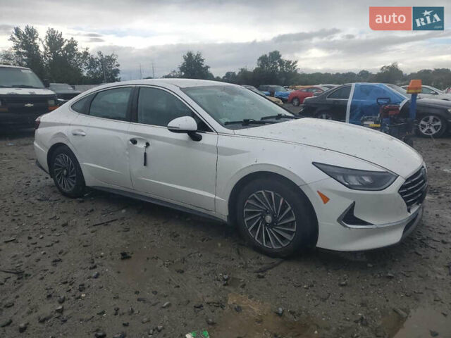 Білий Хендай Соната, об'ємом двигуна 2.5 л та пробігом 35 тис. км за 18000 $, фото 1 на Automoto.ua