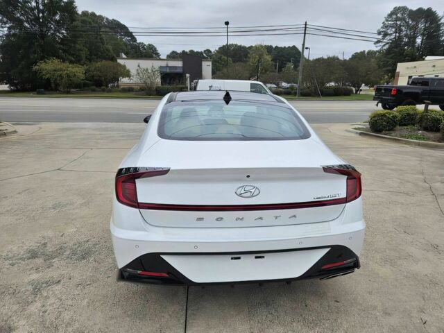 Белый Хендай Соната, объемом двигателя 1.6 л и пробегом 23 тыс. км за 9000 $, фото 5 на Automoto.ua