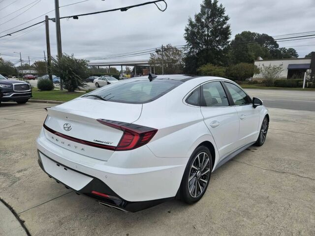 Белый Хендай Соната, объемом двигателя 1.6 л и пробегом 23 тыс. км за 9000 $, фото 4 на Automoto.ua