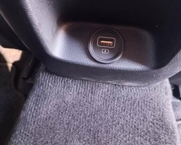 Белый Хендай Соната, объемом двигателя 2 л и пробегом 80 тыс. км за 21500 $, фото 23 на Automoto.ua