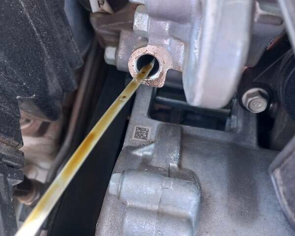 Белый Хендай Соната, объемом двигателя 2 л и пробегом 80 тыс. км за 21500 $, фото 36 на Automoto.ua