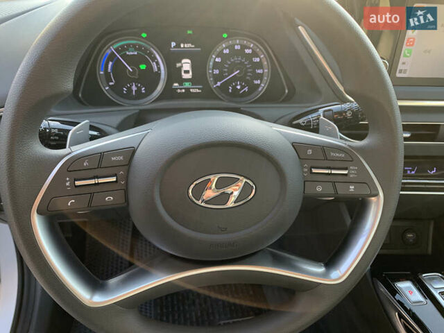 Белый Хендай Соната, объемом двигателя 2 л и пробегом 20 тыс. км за 27800 $, фото 46 на Automoto.ua