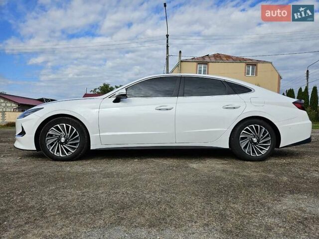 Белый Хендай Соната, объемом двигателя 2 л и пробегом 45 тыс. км за 28900 $, фото 8 на Automoto.ua