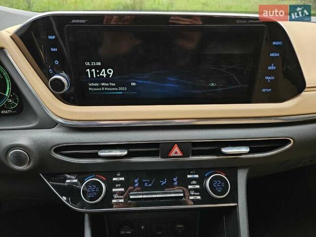 Белый Хендай Соната, объемом двигателя 2 л и пробегом 45 тыс. км за 28900 $, фото 35 на Automoto.ua