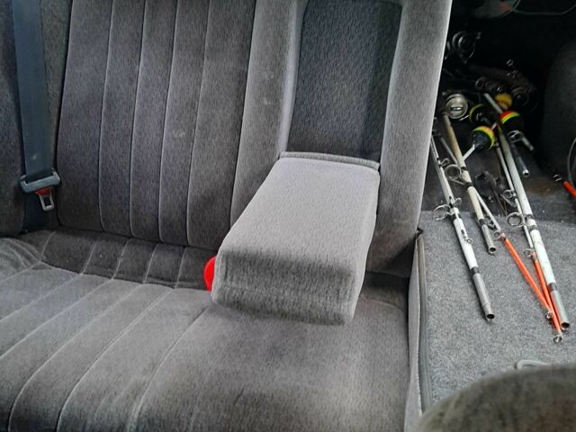 Белый Хендай Соната, объемом двигателя 2 л и пробегом 100 тыс. км за 1000 $, фото 2 на Automoto.ua