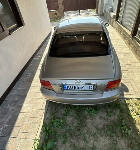 Бежевый Хендай Соната, объемом двигателя 2 л и пробегом 236 тыс. км за 4200 $, фото 1 на Automoto.ua