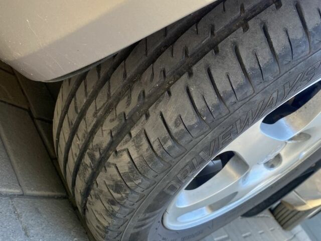 Хендай Соната 2006 у Краматорске на Automoto.ua Бежевий Хендай Соната, об'ємом двигуна 2.4 л та пробігом 200 тис. км за 5750 $, фото 3 на Automoto.ua