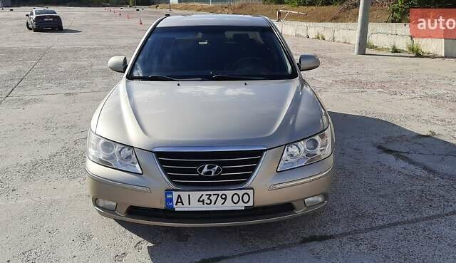 Бежевий Хендай Соната, об'ємом двигуна 2 л та пробігом 205 тис. км за 5800 $, фото 4 на Automoto.ua