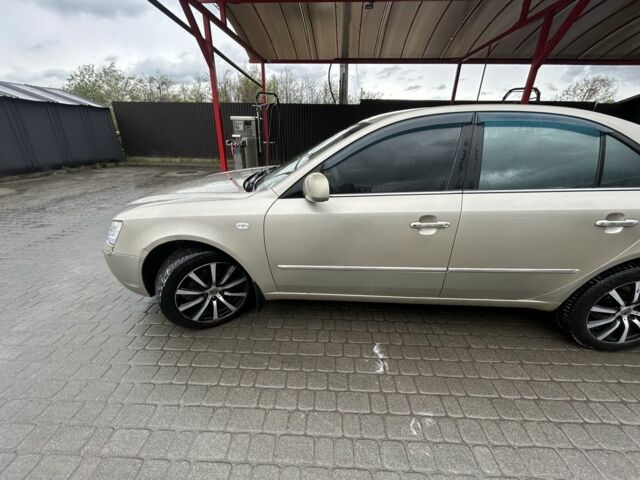 Хендай Соната 2008 у Яворове на Automoto.ua Бежевий Хендай Соната, об'ємом двигуна 2 л та пробігом 300 тис. км за 4600 $, фото 3 на Automoto.ua