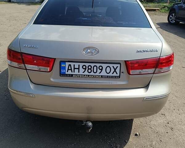 Бежевый Хендай Соната, объемом двигателя 2 л и пробегом 221 тыс. км за 5900 $, фото 26 на Automoto.ua