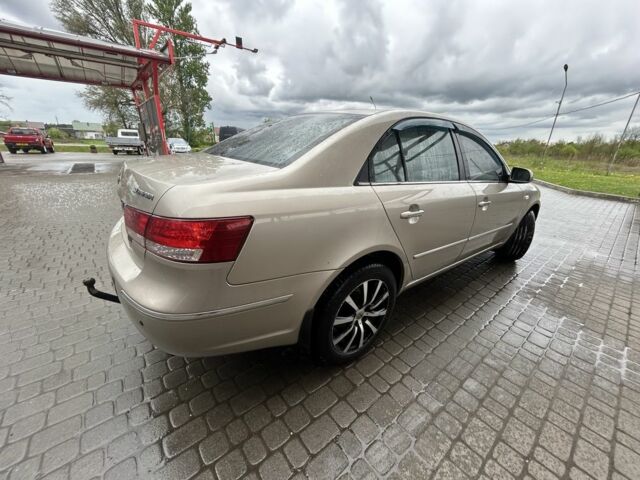 Хендай Соната 2008 у Яворове на Automoto.ua Бежевий Хендай Соната, об'ємом двигуна 2 л та пробігом 300 тис. км за 4600 $, фото 4 на Automoto.ua