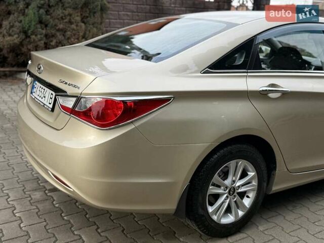Бежевий Хендай Соната, об'ємом двигуна 2 л та пробігом 69 тис. км за 10750 $, фото 11 на Automoto.ua