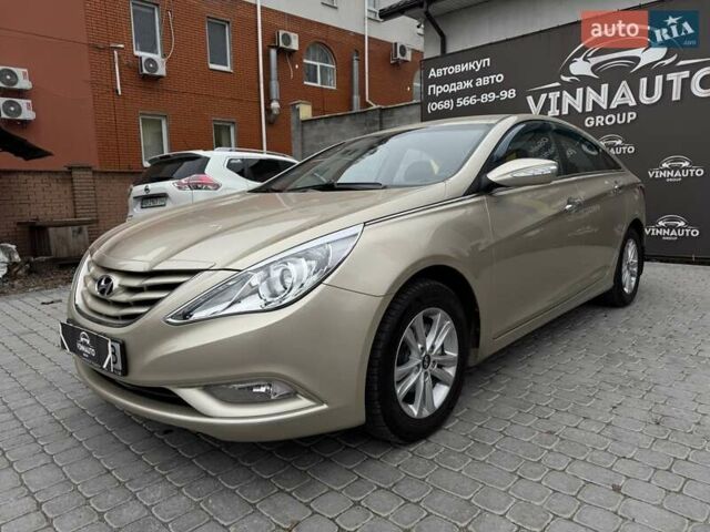 Бежевый Хендай Соната, объемом двигателя 2 л и пробегом 69 тыс. км за 10500 $, фото 4 на Automoto.ua