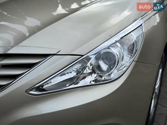 Бежевий Хендай Соната, об'ємом двигуна 2 л та пробігом 69 тис. км за 10750 $, фото 21 на Automoto.ua