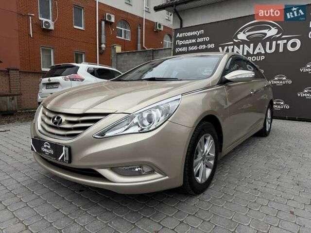 Бежевый Хендай Соната, объемом двигателя 2 л и пробегом 69 тыс. км за 10500 $, фото 8 на Automoto.ua