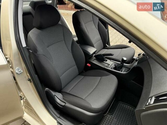 Бежевий Хендай Соната, об'ємом двигуна 2 л та пробігом 69 тис. км за 10750 $, фото 46 на Automoto.ua